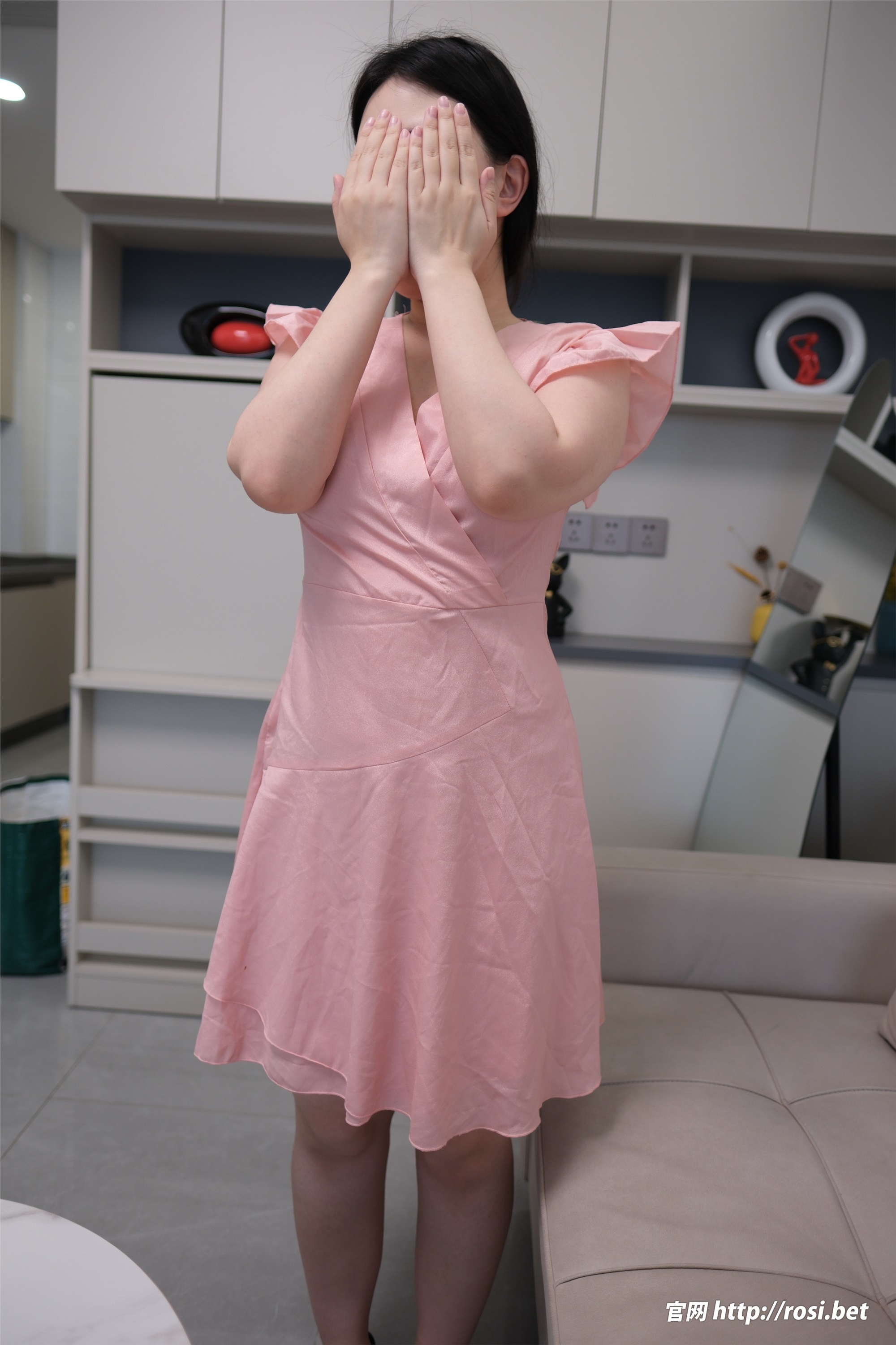 ROSI写真 2024.10.30 NO.4713